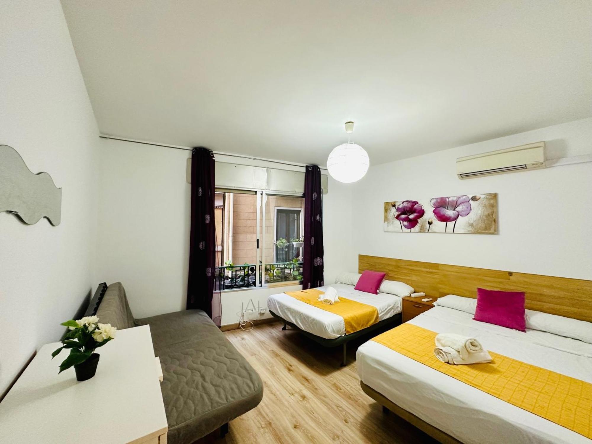 Rooms In Madrid Downtown מראה חיצוני תמונה